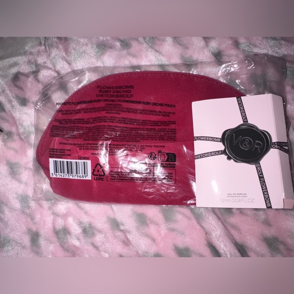 Viktor & rolf set - Picture 2 of 3